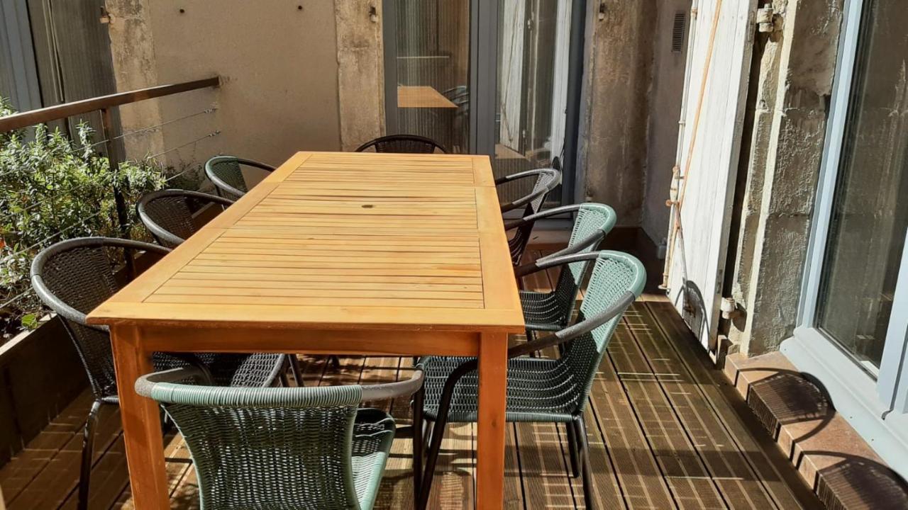 Le Selamat, Logis Xxl Au Calme Avec Terrasse Carcassone Kültér fotó